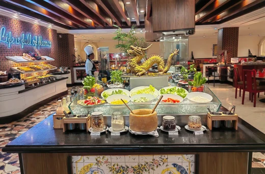50%Off: A Luxurious Stay Awaits at Heritage Hotel Manila's Deluxe or Club Rooms with optional Buffet Breakfast - Image 3